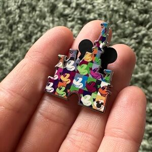 Authentic Disney 2025 Mickey Castle Pin - Wave B